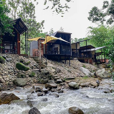 Casa Damai Janda Baik - Riverview Tiny House Bentong Bagian luar foto
