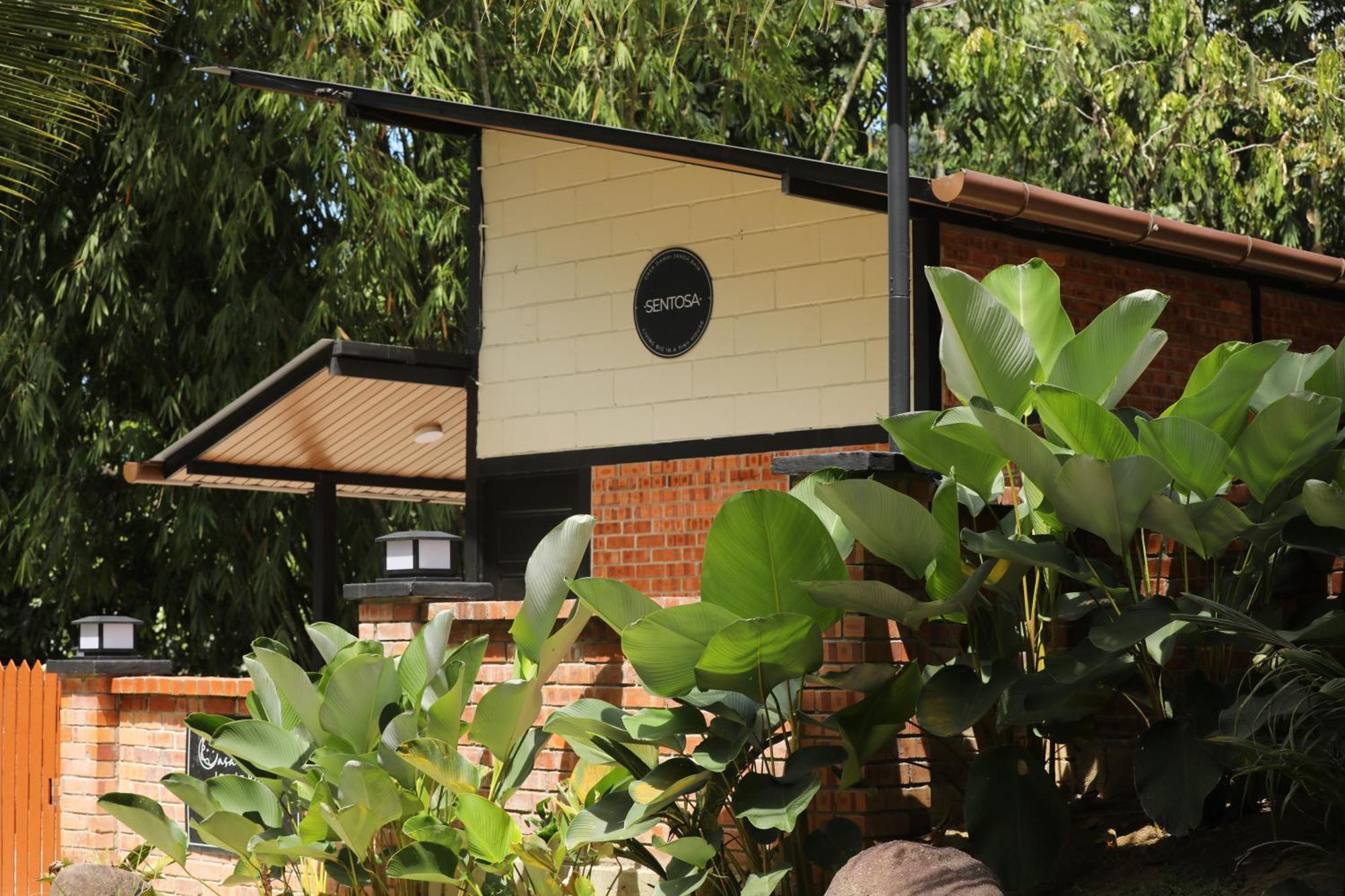 Casa Damai Janda Baik - Riverview Tiny House Bentong Bagian luar foto