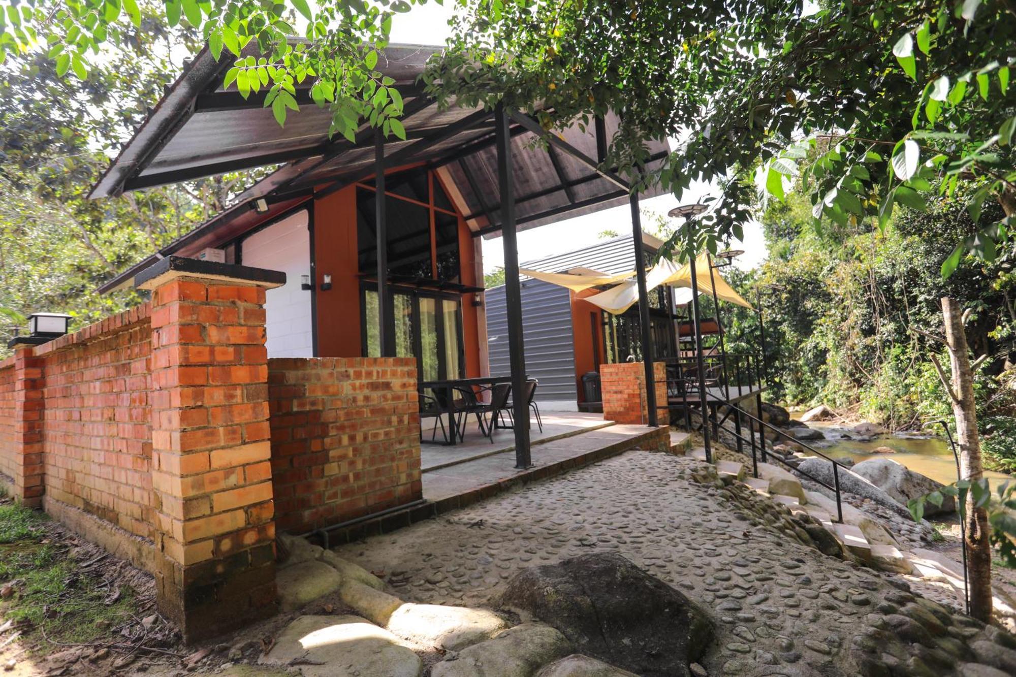 Casa Damai Janda Baik - Riverview Tiny House Bentong Bagian luar foto