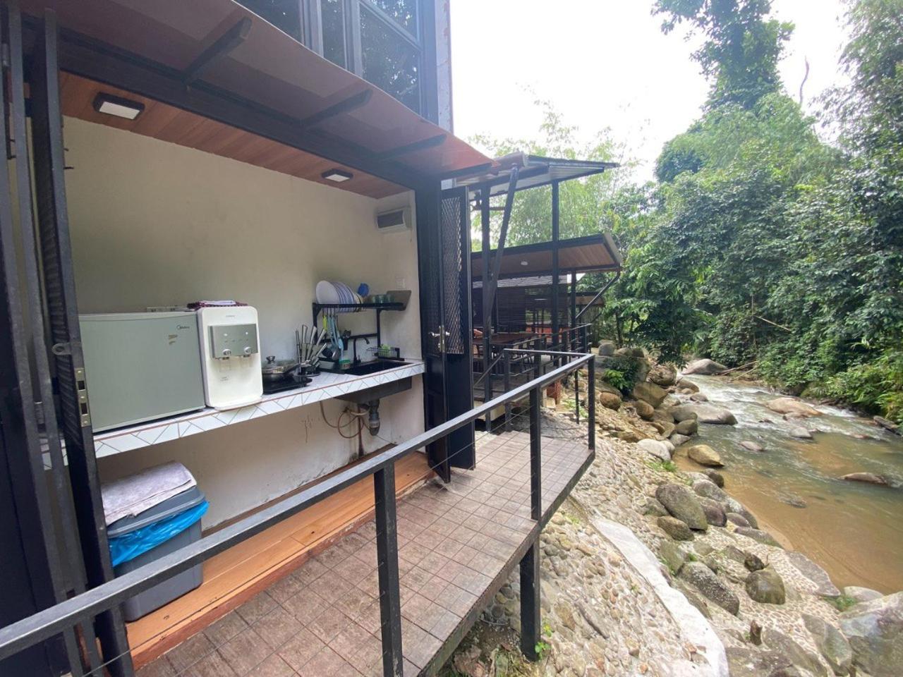 Casa Damai Janda Baik - Riverview Tiny House Bentong Bagian luar foto