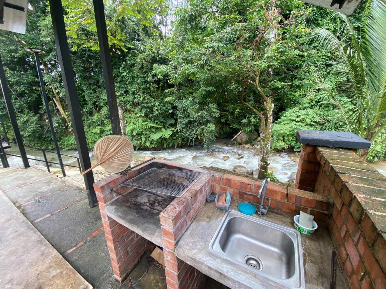 Casa Damai Janda Baik - Riverview Tiny House Bentong Bagian luar foto